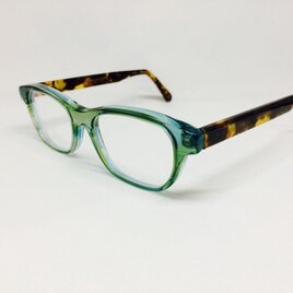 クリアグリーン＆べっ甲カラーのカジュアルポップメガネ（メガネフレーム）の画像