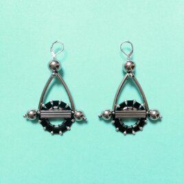 Nova Earringsの画像