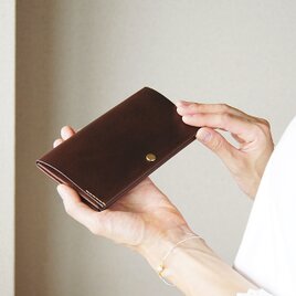 スマート長財布・チョコレート（イタリア産牛革、経年変化あり）　薄い長財布ですっきり断捨離！　caducカデュック