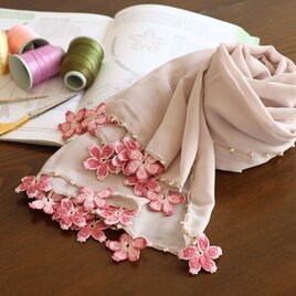 【再販】オヤレースの花付き　シフォンストール「桜」サンドベージュの画像
