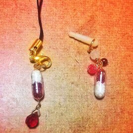 お薬の携帯アクセサリー