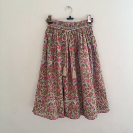 インド綿プリントミモレ丈スカート <MR181203>の画像