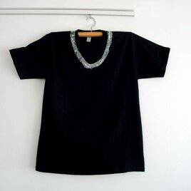 シロツメネックレスTシャツ（MENS/ブラック）の画像