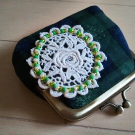 ちょこっとビーズ刺繍がま口