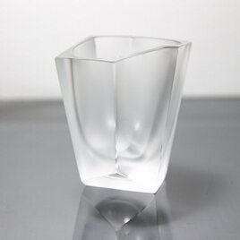 ファセットカットのショットグラス
