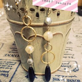 *monotone pearl*(ピアス)の画像