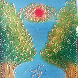 レザーカードケース～太陽の下の木々の間に～の画像