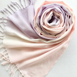 贅沢なウール＊薄桜色×淡藤色＊ストール