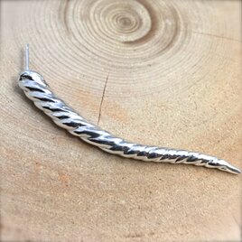 ナガTSUNOピアス/ Silver