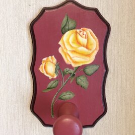 黄薔薇のミニハンガーの画像