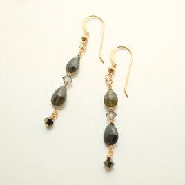 送料無料　[Tourmaline]　ダークカラートルマリンとスワロフスキーのしずくカットピアス