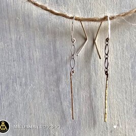 打ち伸ばしチェーンフックピアス