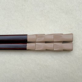 箸　市松　白×溜塗（長さ21.5㎝）の画像