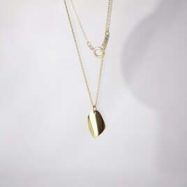 Flower Petal Necklace 18K GP/花びらネックレス 18Kゴールドコーティングの画像