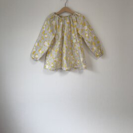 【幼稚園ご準備品】ドット万華鏡スモックサイズ110の画像