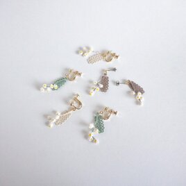 タティングレースのすずらん ピアス/イヤリング(カーキ)