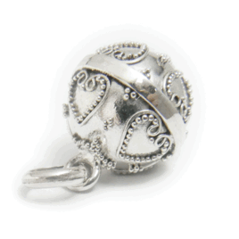 •✼送料無料✼•ハート模様のガムランボール༺揺らすとシャラン♪癒しの音色•*•ヒーリングペンダント༻ 直径14mm/SILVER