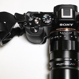 ブライドルレザーのフィンガーグリップストラップ