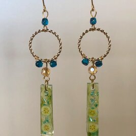 可愛いゆらゆらバナナピアス 20043