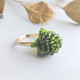 山野草のリング　-wild strawberry- {forest green]