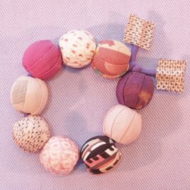 和布ビーズブレスレット・Ｅ10