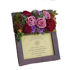 フォトフレーム付プリザーブドフラワーアレンジ