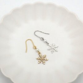 雪とパールのピアス／イヤリング