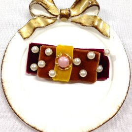 パールいっぱいリボンブローチ