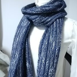 手織り・ふんわりマフラー(藍色）