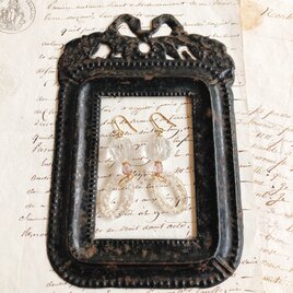 かすみ草のリングとチェコビーズのピアス