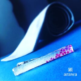 桜 銀御旗 -Sakura Mihata-（ネクタイピン）【和柄アートアクセサリー】の画像
