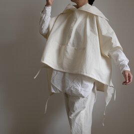 春sale ◎ セーラーカラーのアノラックポンチョ / 塩縮コットン 【 生成り 】