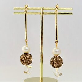 【ノンホールピアス】1粒パール・ポテト・ダイスクォーツ♪