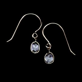 Rosecut diamond earrings / Ovalの画像