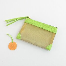 サメ革ナイロンメッシュ ポーチ小【グリーン　ゴールド】／百貨店モデル／お守りコイン入り／シャーク