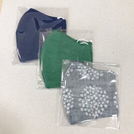 ３枚 表裏ガーゼマスク 再販変更あり 大きめサイズ  布マスク 立体マスク　紺緑花柄