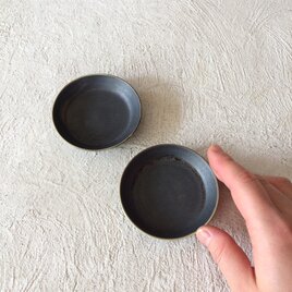 黒マット豆皿の画像