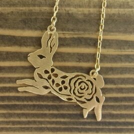 ウサギネックレス　ゴールドカラー