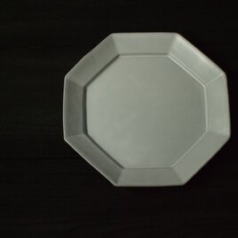 ホワイト八角プレート（7.5寸）の画像