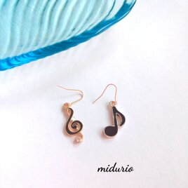 音符とト音記号ピアス イヤリング