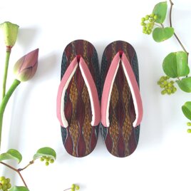 Ｌ【立涌文様】下駄・鎌倉彫り・駿河塗下駄・浴衣・一点限り