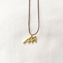 ネックレス　アリクイ　真鍮