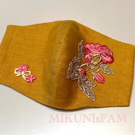 優雅なバラの刺繍の立体マスク＊日本製リネン＊送料無料の画像