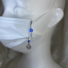 十字架とクラウンのマスクアクセサリー