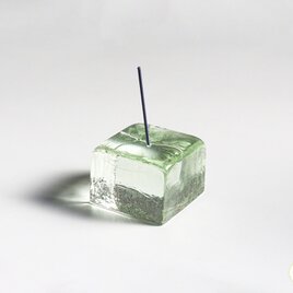 リサイクルガラスのお香立て　角　若菜色