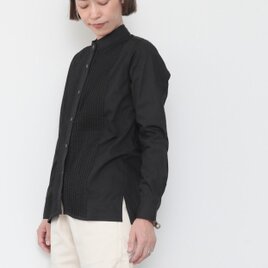 10月6日まで送料無料　Pintuck band collar shirt / blackの画像