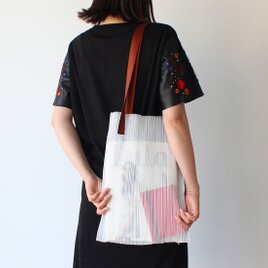 zero：Pleats bag - L（ストライプ）：トート バッグ　プリーツ　軽い　透ける　透明感の画像