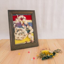 【一点物】手織り布と刺繍のゆにーくな置物・中【ギフトにもおすすめ】