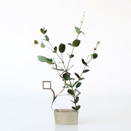 LASSO（カク） ：花器（花瓶・錫・曲がる・延命効果・結婚祝い・錫婚式・結婚１０周年）