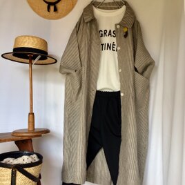 リネン100アトリエワークコート　ステンカラーコート　キナリベージュ×ブラックストライプの画像